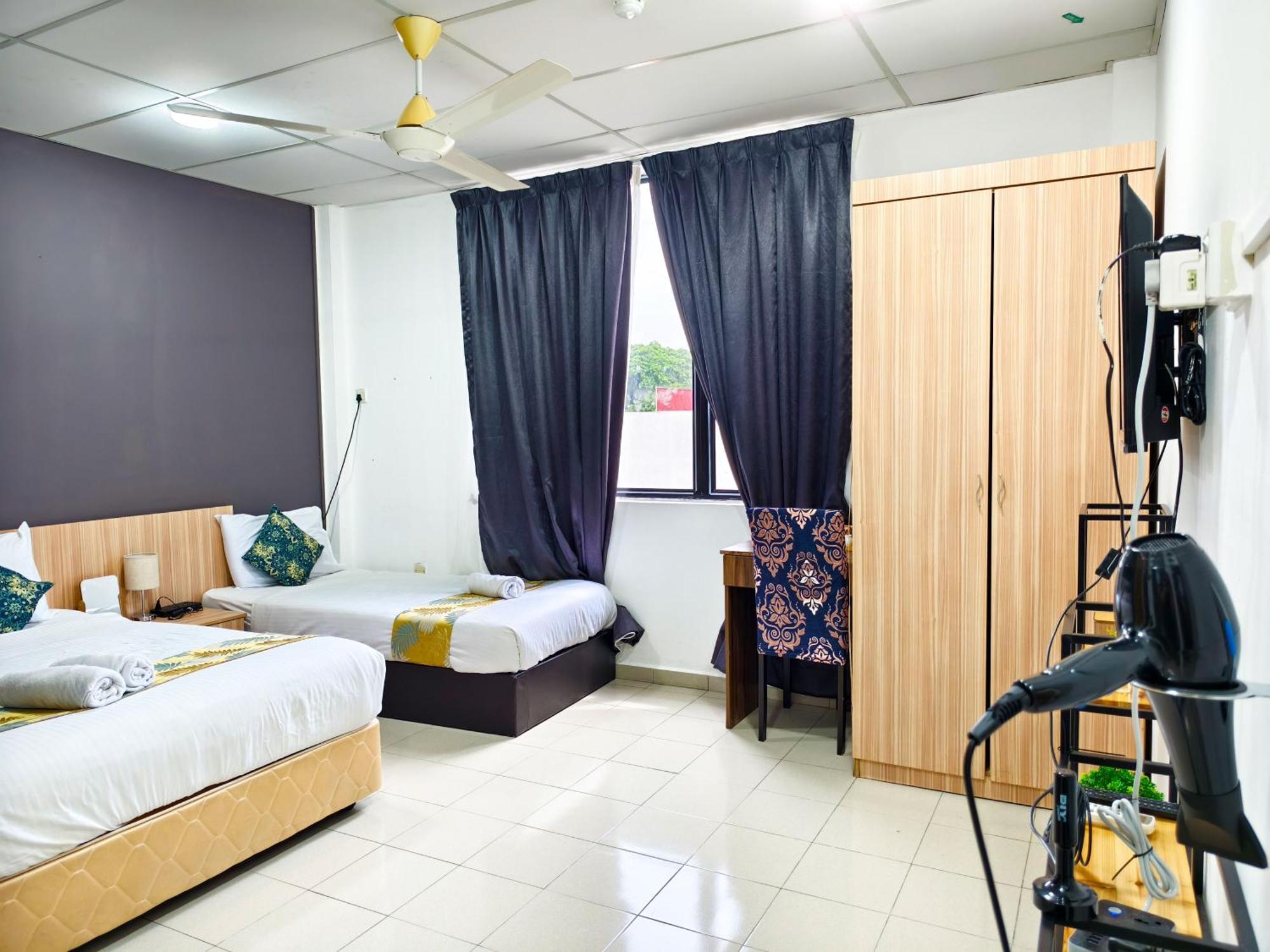 Salaam Suites Hotel Kota Bharu Buitenkant foto